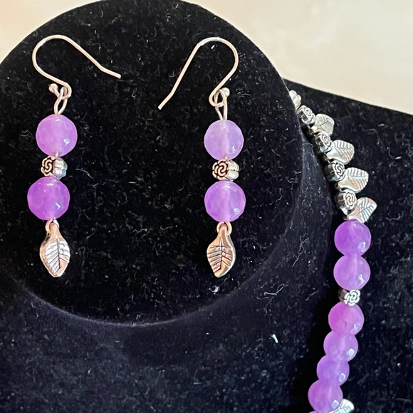 Artisan Created Jade and Sterling Silver Necklace and Earrings Set - Picture 2 of 5